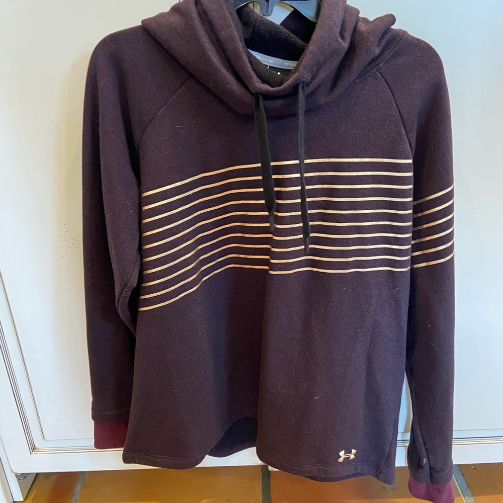 Under Armour Hoodie size large
